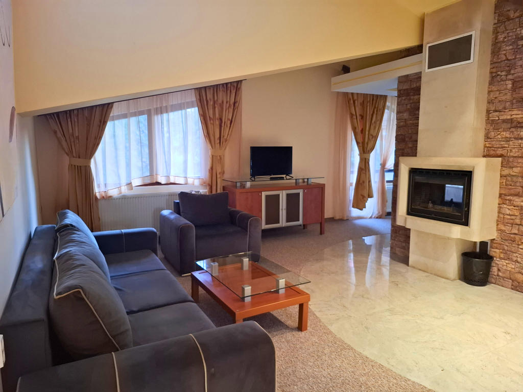 Апартамент в Hotel Elina